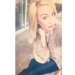 Meet your Posher, Kelly